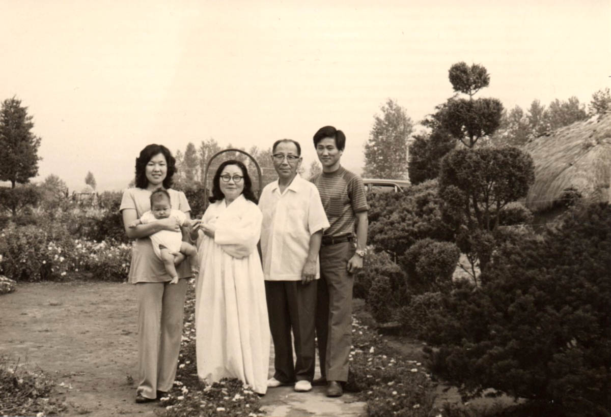  1973 7 18 θ ܺ( )