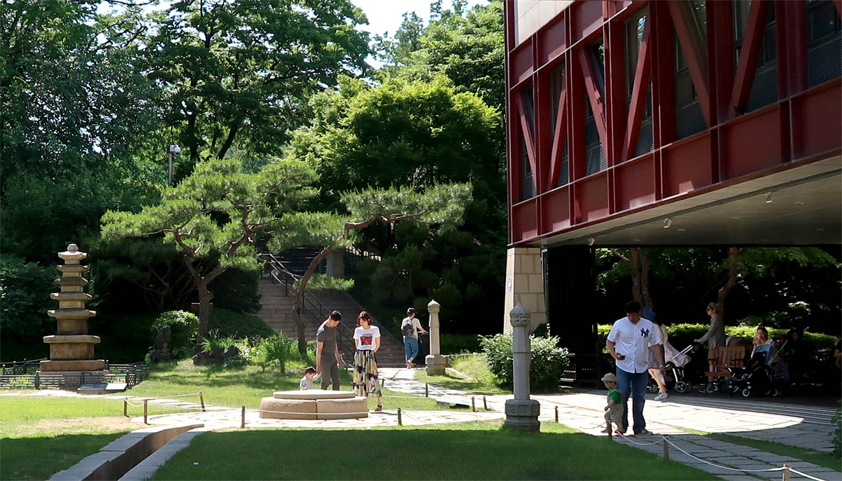 Ŭ���ϸ� Ȯ������� �ֽ��ϴ�